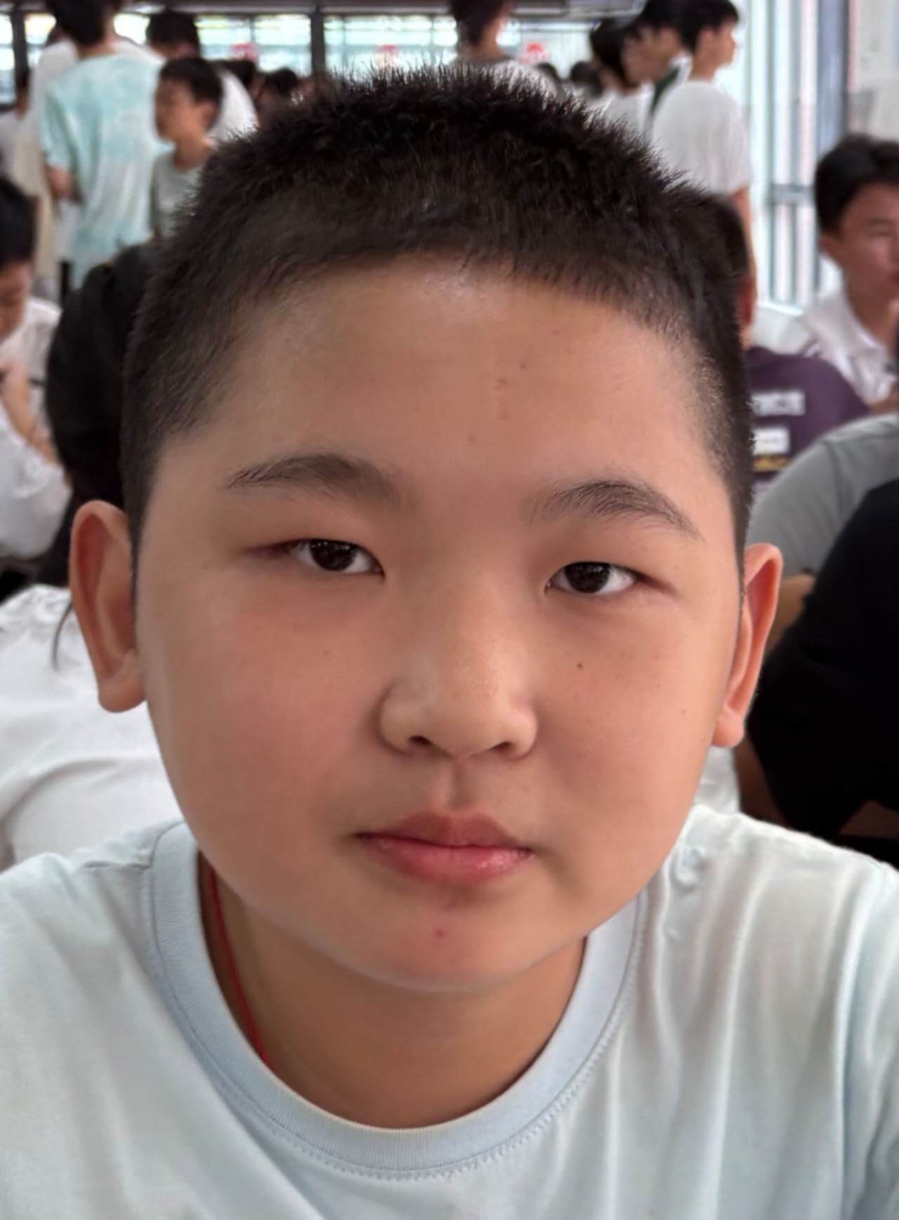 周渝凡